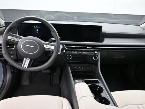 Used 2026 Hyundai Sonata SEL FWD image 10