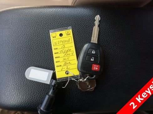 Used 2013 Toyota RAV4 XLE AWD/4WD image 30