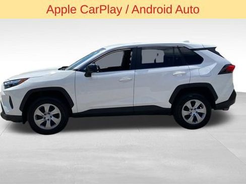 Used 2024 Toyota RAV4 LE AWD/4WD image 5