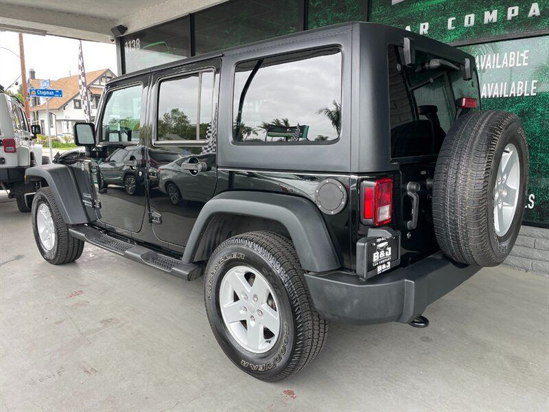 Used 2017 Jeep Wrangler Unlimited Sport w/ Quick Order Package 24S AWD/4WD image 6