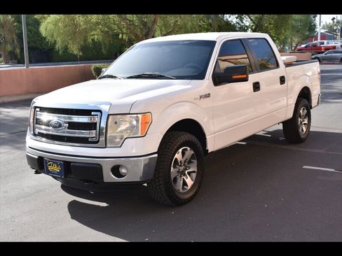Used 2014 Ford F150 XLT w/ XLT Convenience Package AWD/4WD image 3