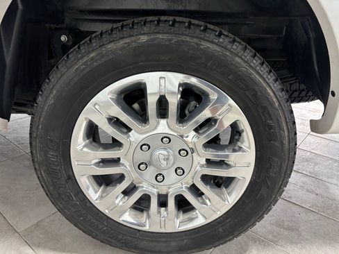 Used 2013 Ford F150 Platinum image 11
