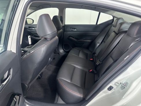 Certified 2025 Nissan Altima 2.5 SR image 25