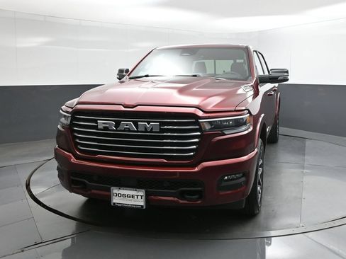 New 2026 RAM 1500 Laramie AWD/4WD image 30