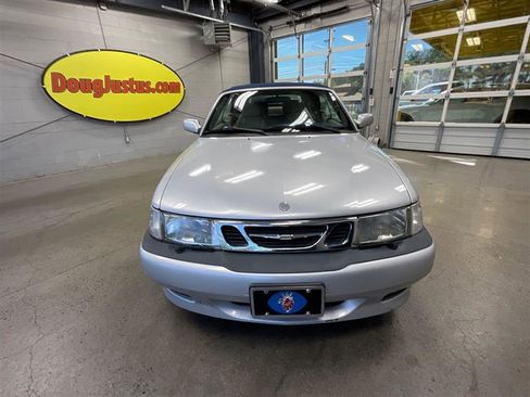 Used 2003 Saab 9-3 SE FWD image 9