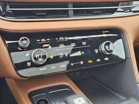 New 2026 INFINITI QX60 Autograph image 35