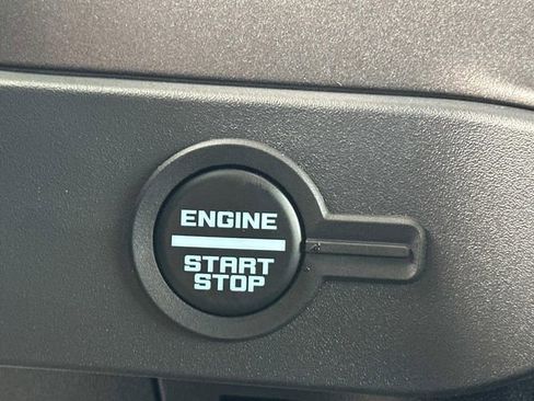 New 2025 Ford Bronco Badlands image 29