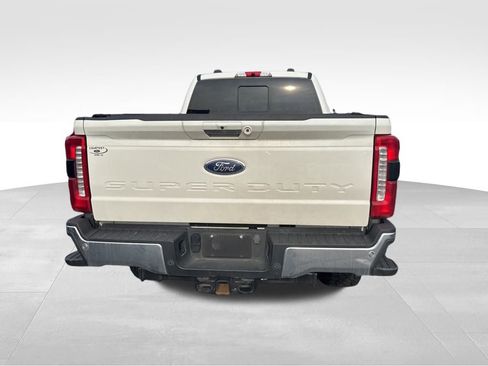 Used 2024 Ford F250 Lariat w/ Lariat Ultimate Package image 4