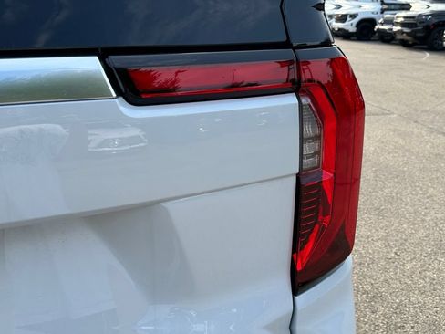 New 2026 GMC Yukon Denali AWD/4WD image 50