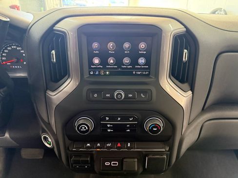 Used 2024 Chevrolet Silverado 1500 Custom AWD/4WD image 22