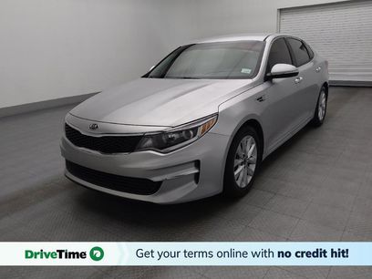 Used 2018 Kia Optima LX w/ 17" Alloy Wheels Package