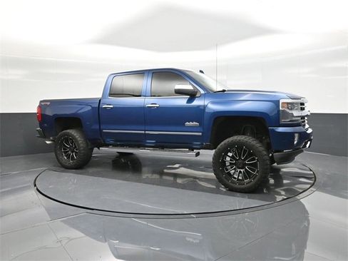 Used 2017 Chevrolet Silverado 1500 High Country image 17