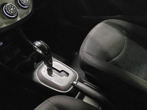 Used 2020 Chevrolet Spark LT image 26