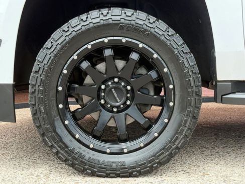 Used 2019 Chevrolet Tahoe LT AWD/4WD image 27