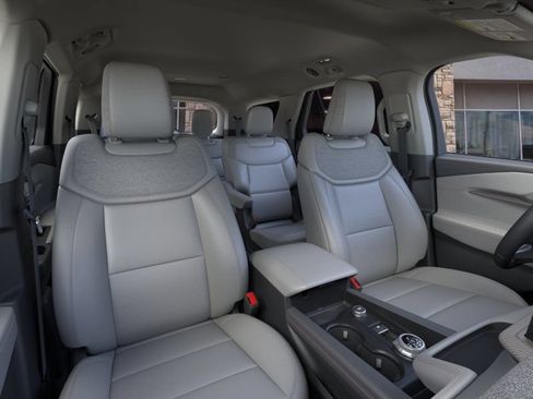 New 2026 Ford Explorer Active w/ Active Comfort Package RWD image 10