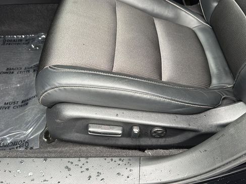 Used 2018 Honda Accord Sport image 26