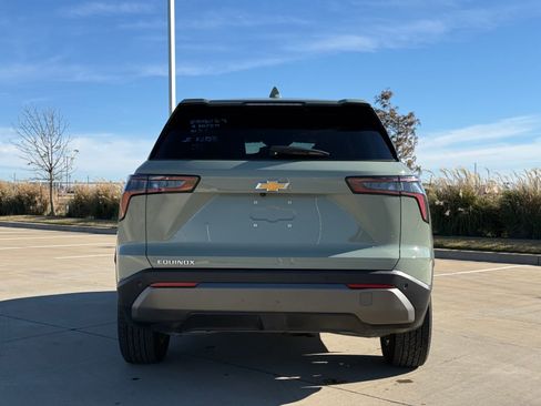 Used 2025 Chevrolet Equinox LT image 7