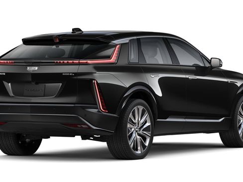 New 2025 Cadillac Lyriq Luxury image 29
