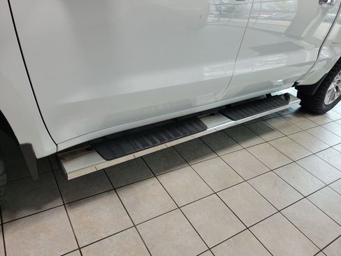 Used 2019 Chevrolet Silverado 1500 LTZ w/ LTZ Plus Package AWD/4WD image 27