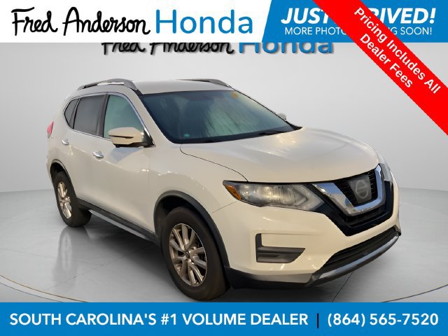Used 2017 Nissan Rogue SV w/ SV Premium Package AWD/4WD image 1