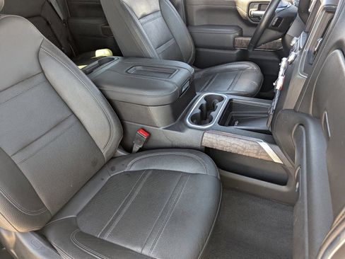 Used 2021 GMC Sierra 2500 Denali w/ Denali Ultimate Package image 11