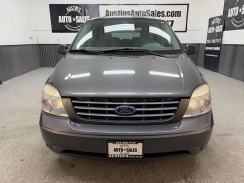 Used 2005 Ford Freestar SE FWD image 5