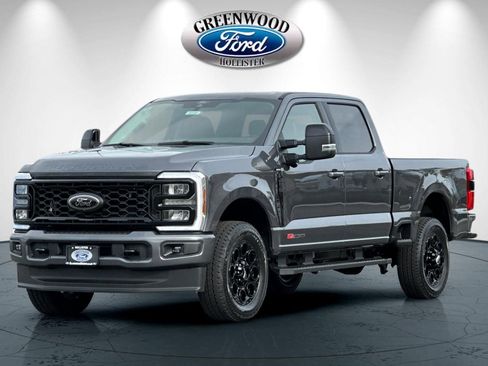 New 2026 Ford F250 Lariat w/ Black Appearance Package image 8