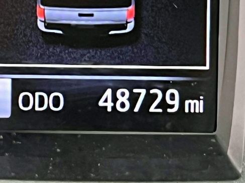 Used 2021 Toyota Tacoma TRD Off-Road image 25