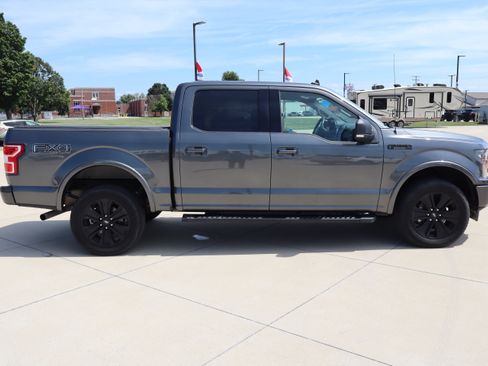 Used 2020 Ford F150 XLT w/ Equipment Group 302A Luxury AWD/4WD image 4