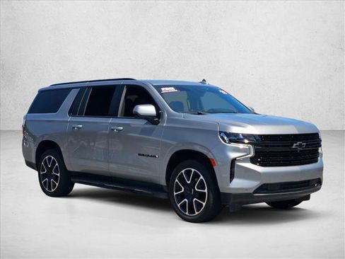 Used 2023 Chevrolet Suburban RST w/ Sport Performance Package AWD/4WD image 3