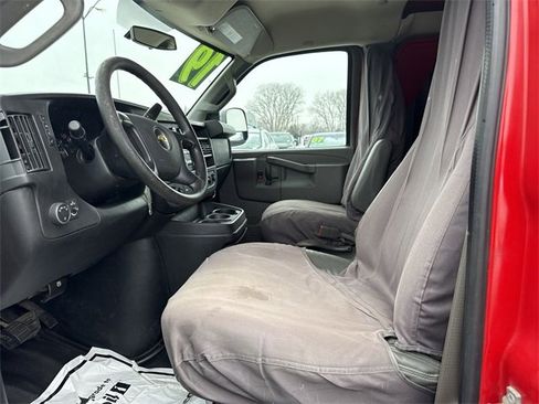 Used 2016 Chevrolet Express 3500 Work Van image 9