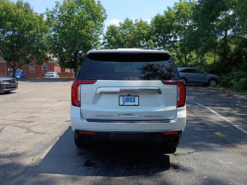 Used 2021 GMC Yukon XL Denali AWD/4WD image 4
