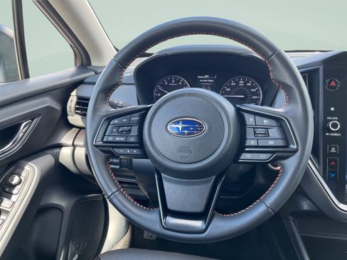 Used 2024 Subaru Crosstrek 2.5i Limited AWD/4WD image 26