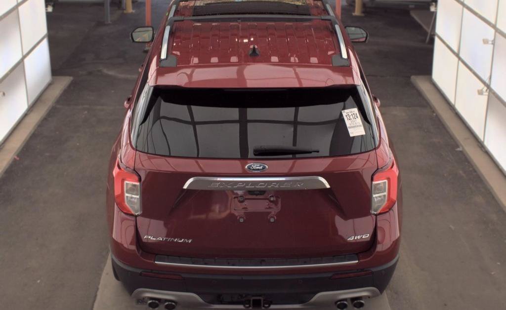 Used 2021 Ford Explorer Platinum w/ Equipment Group 601A AWD/4WD image 6
