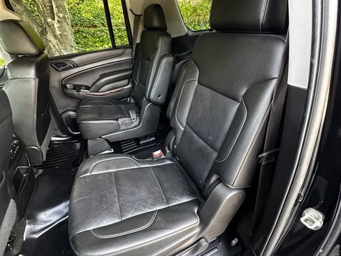 Used 2017 GMC Yukon XL SLT w/ Open Road Package RWD image 30