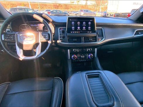 Used 2021 GMC Yukon SLT w/ SLT Luxury Plus Package image 11