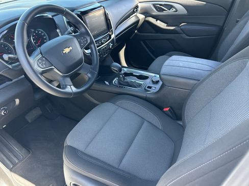 Certified 2023 Chevrolet Traverse LT FWD image 27