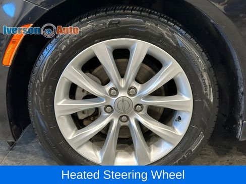 Used 2016 Chrysler 200 C FWD image 12