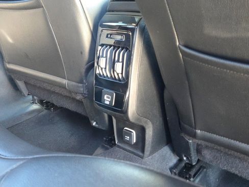 Used 2022 Jeep Compass Limited image 10