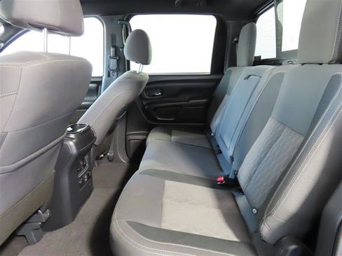 Used 2023 Nissan Titan SV w/ SV Convenience Package image 29