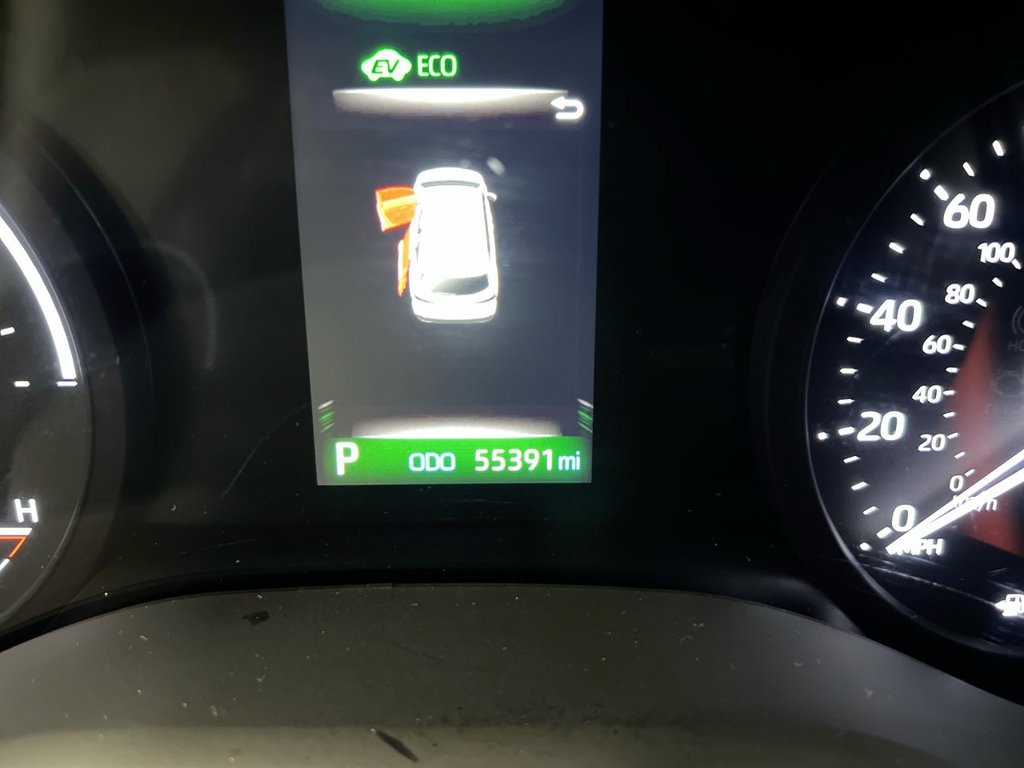 Used 2024 Toyota Sienna XLE w/ XLE Plus Package AWD/4WD image 13
