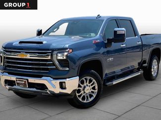 Used 2024 Chevrolet Silverado 2500 LTZ w/ LTZ Texas Edition AWD/4WD video 1