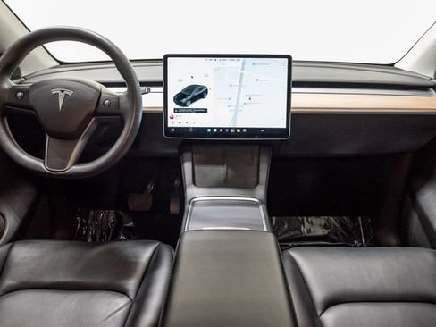 Used 2021 Tesla Model Y Long Range AWD/4WD image 21