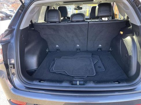 Certified 2022 Jeep Compass Limited w/ Sun and Sound Group image 13