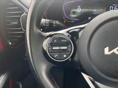 Used 2024 Kia Soul GT-Line w/ GT-Line Technology Package FWD image 24
