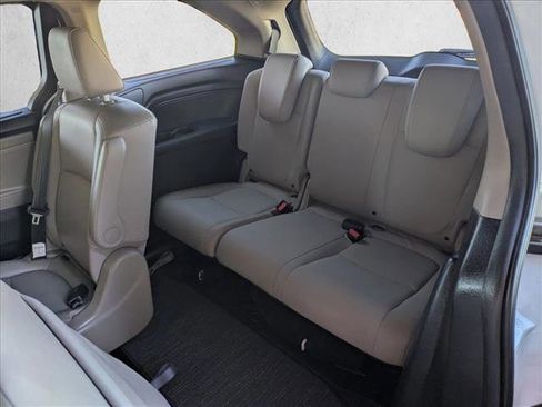 Used 2024 Honda Odyssey EX-L image 18