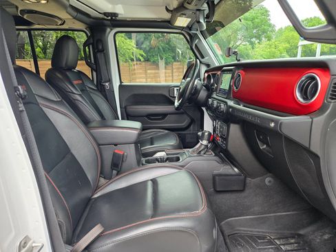 Used 2021 Jeep Wrangler Unlimited Rubicon AWD/4WD image 25