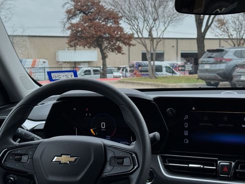 Used 2025 Chevrolet TrailBlazer LT image 34