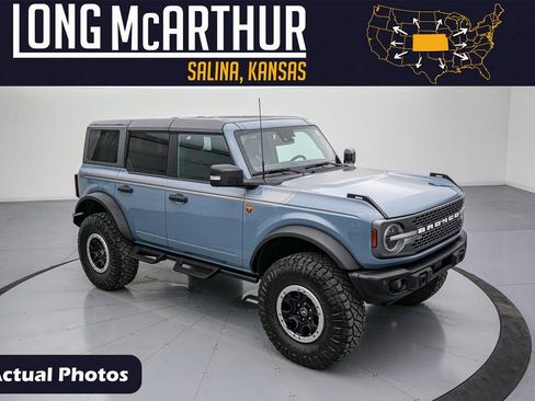 Certified 2023 Ford Bronco Badlands image 1