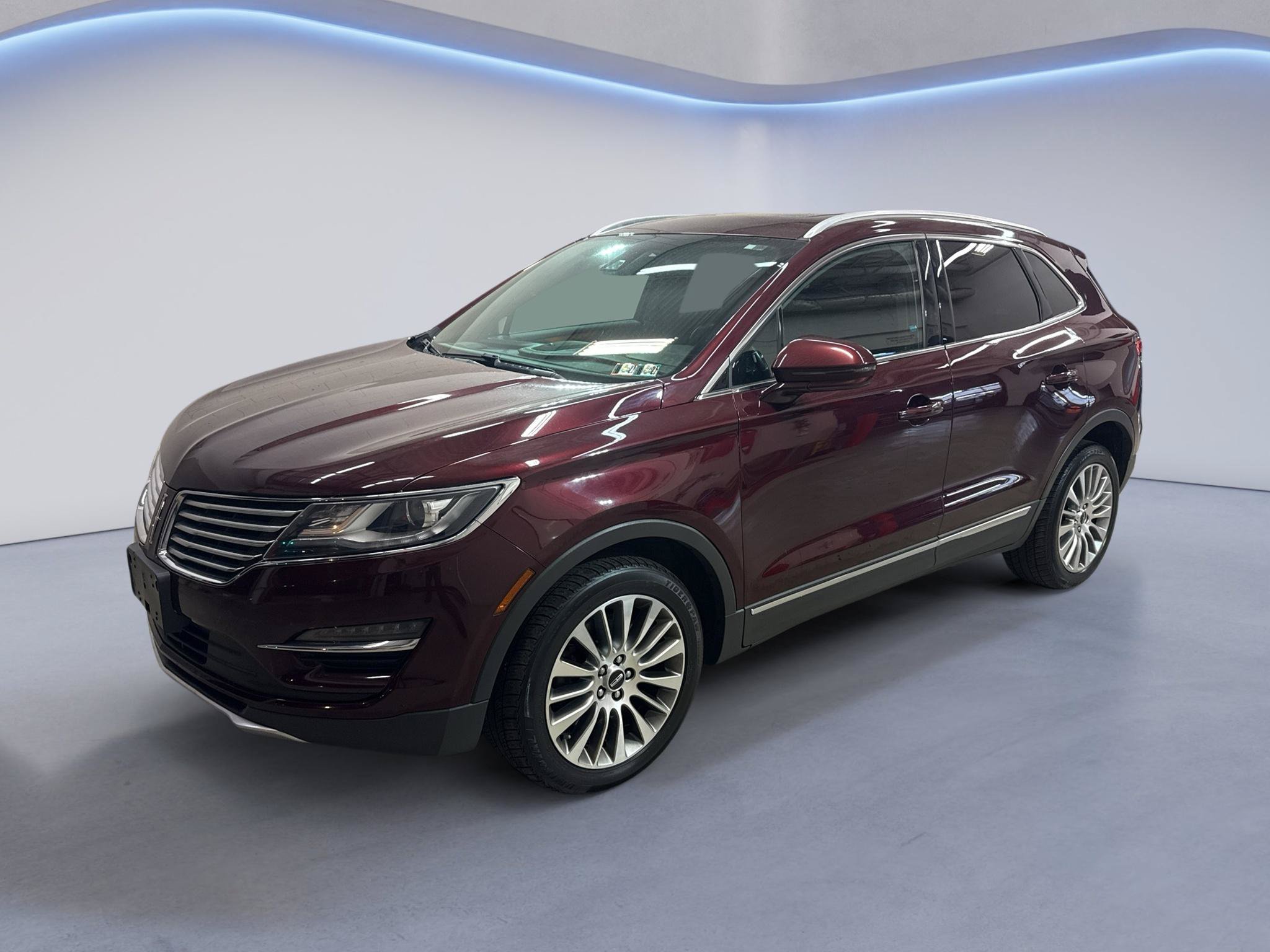Used 2017 Lincoln MKC Reserve w/ Lincoln MKC Climate Package AWD/4WD image 3